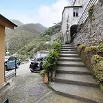아파트 Cactus House