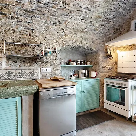 Cactus House * 斯培西亚